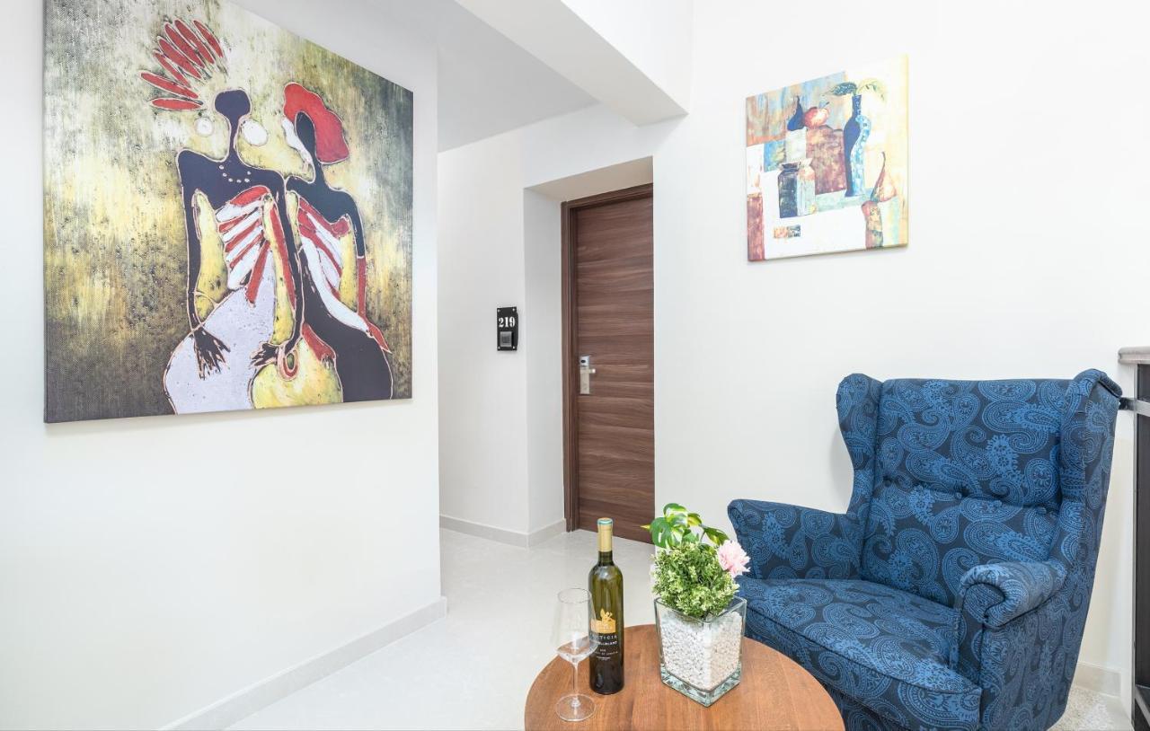 Hotel Dua Residence ポレッチ エクステリア 写真