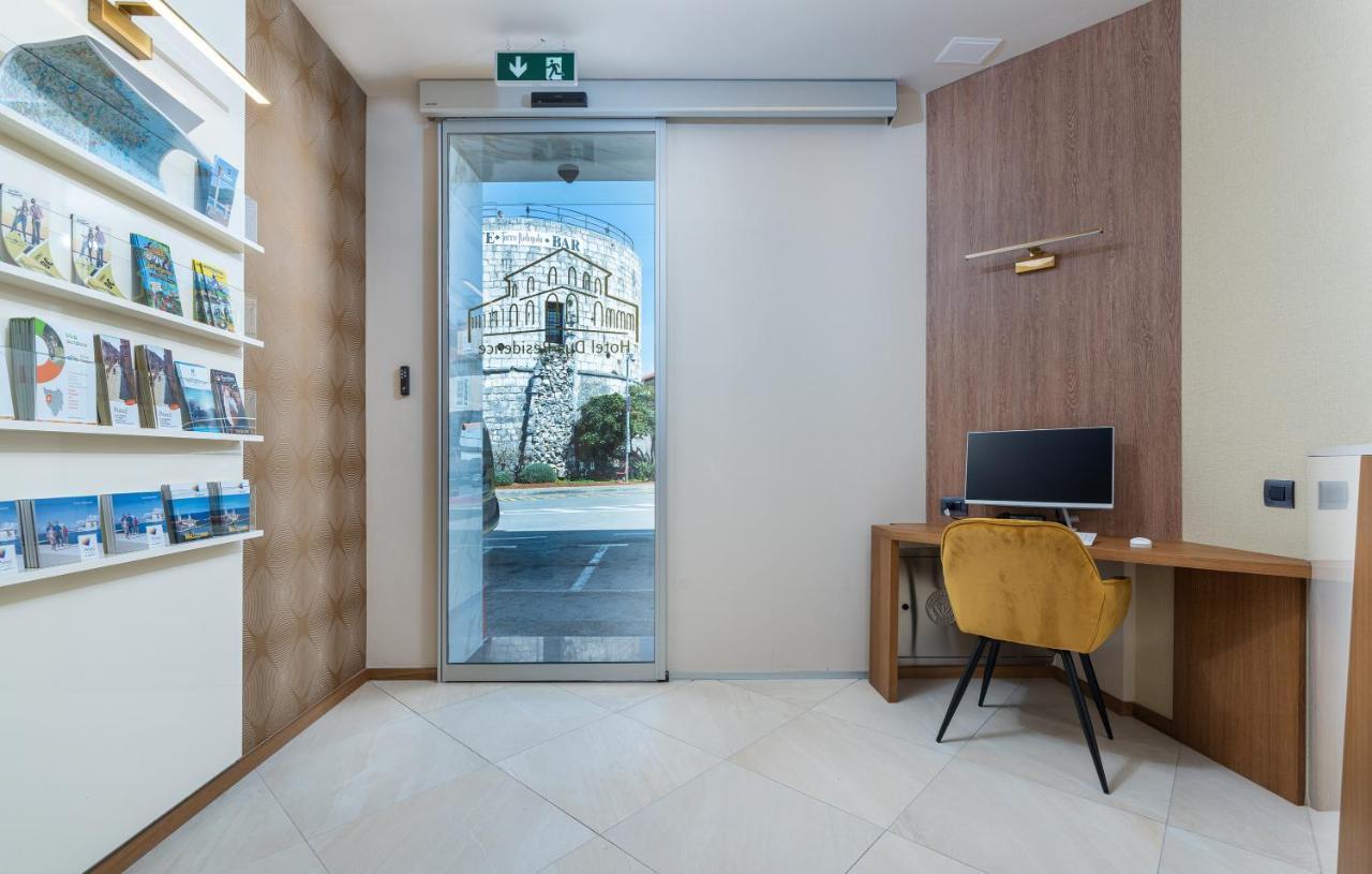 Hotel Dua Residence ポレッチ エクステリア 写真