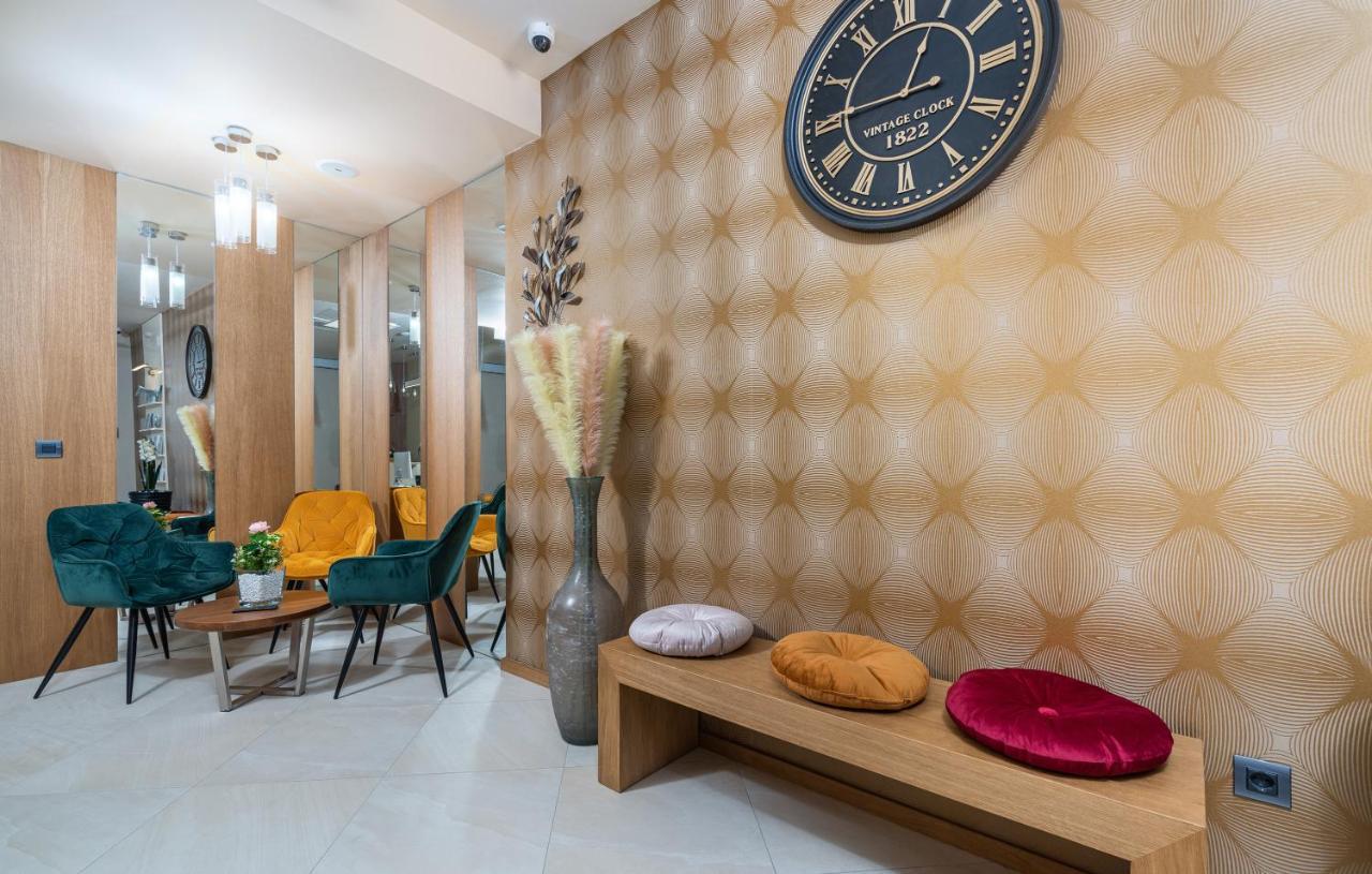 Hotel Dua Residence ポレッチ エクステリア 写真