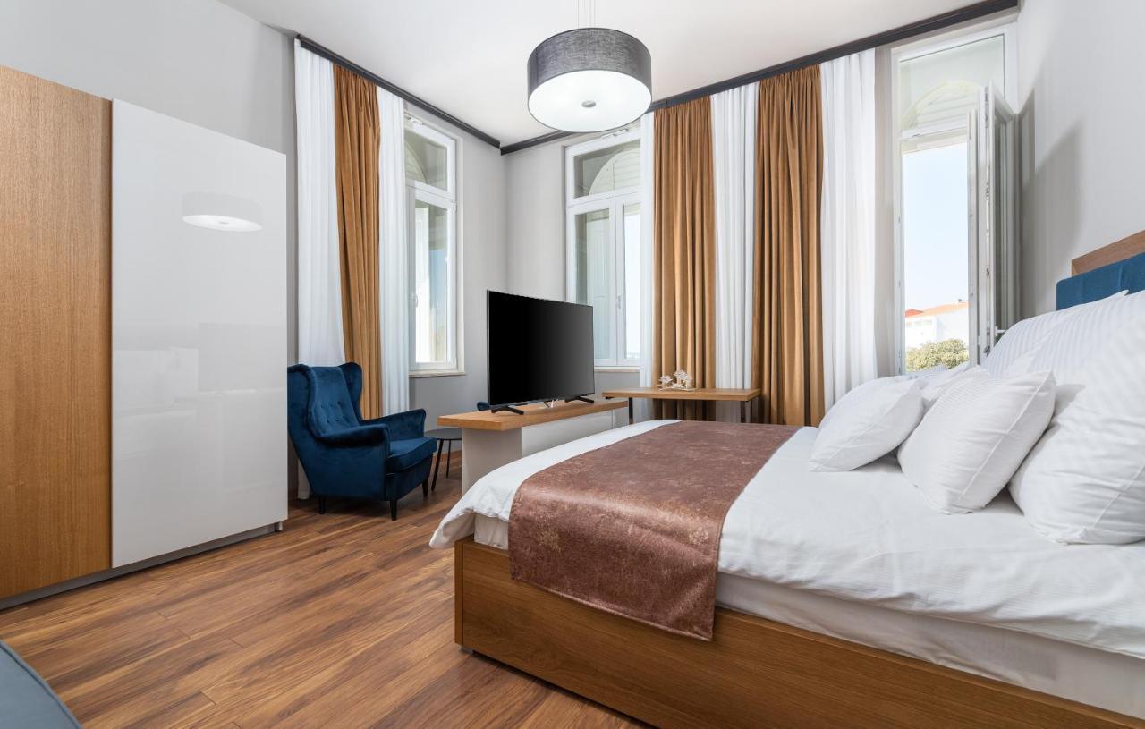 Hotel Dua Residence ポレッチ エクステリア 写真